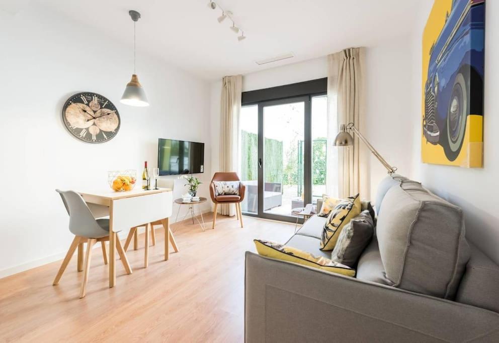 Chamberi Con Jardin C By Regalatemadrid Apartment Luaran gambar