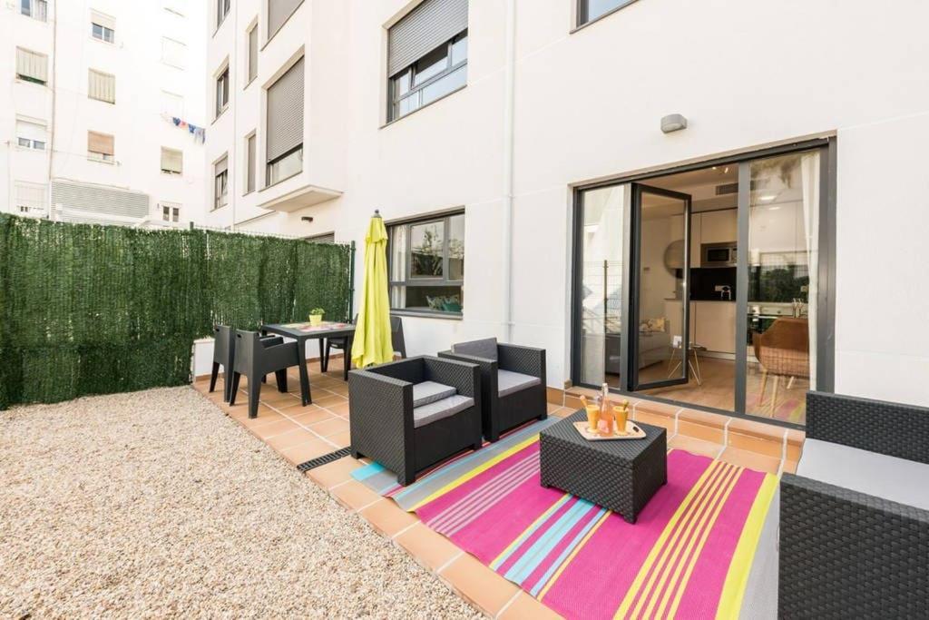 Chamberi Con Jardin C By Regalatemadrid Apartment Luaran gambar